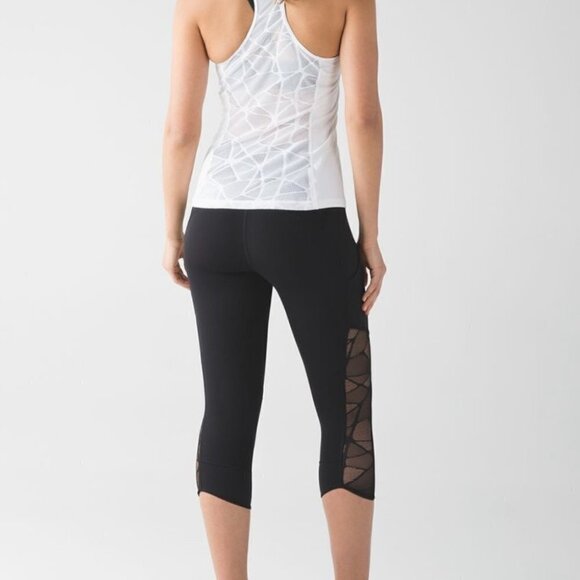 Lululemon Goal Crusher Crop Black  Size 4 - Picture 1 of 16